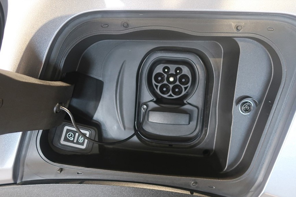 Bild på GS 50 kWh 136hk - Carplay