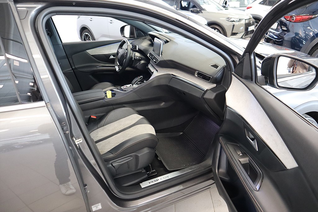 Bild på GT 1.6 13.2 kWh 300hk AWD - Drag, Carplay