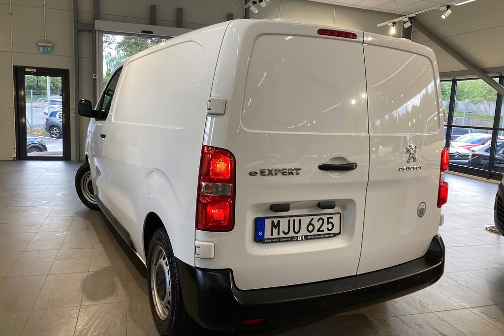 Bild på PRO L2 50kWh 136hk - KOMFORTVÄGG, 3-SITS, LEASEBAR