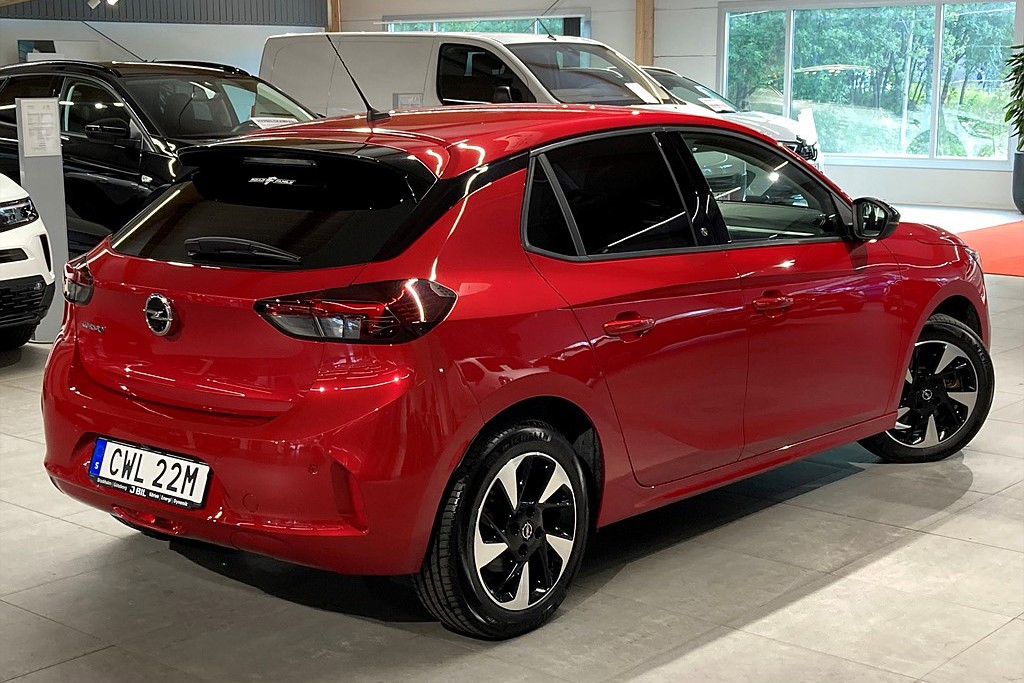 Bild på Design & Tech 50kWh 136hk - PRIVATLEASING