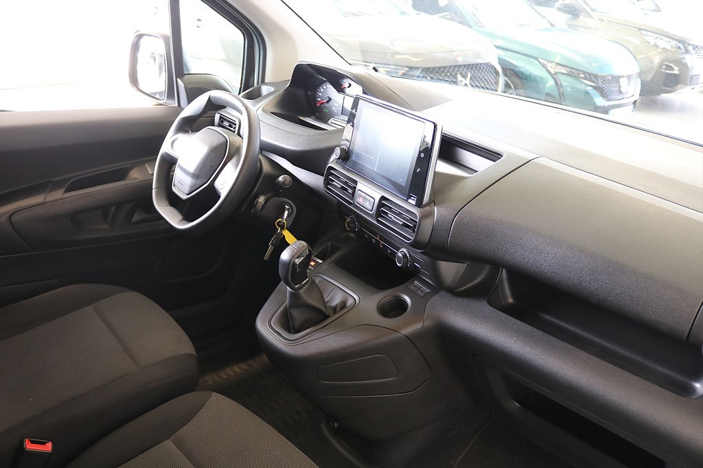 Bild på PRO BHDi 75hk L1 - CARPLAY